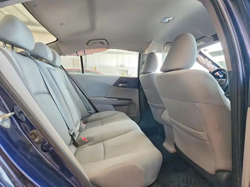 2017 HONDA ACCORD LX  
