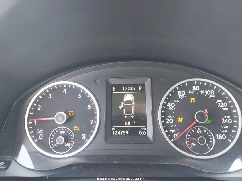 2015 VOLKSWAGEN TIGUAN S