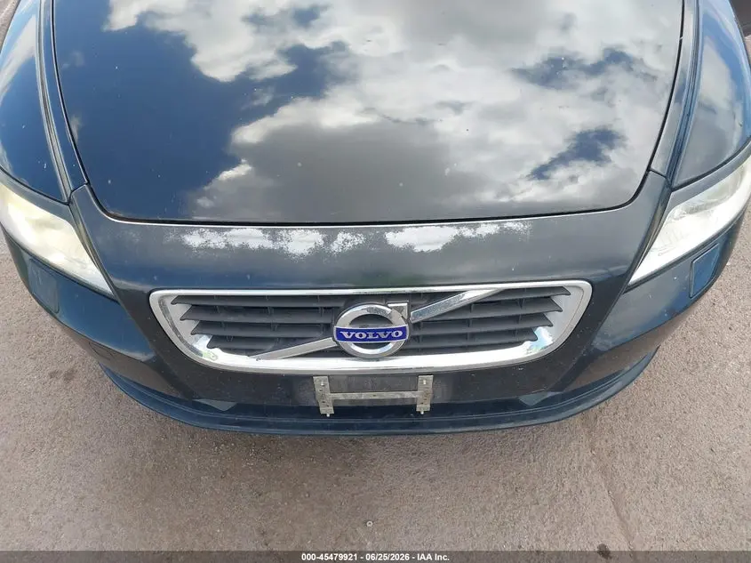 2011 VOLVO S40 R-DESIGN/T5 (RETAIL ONLY)