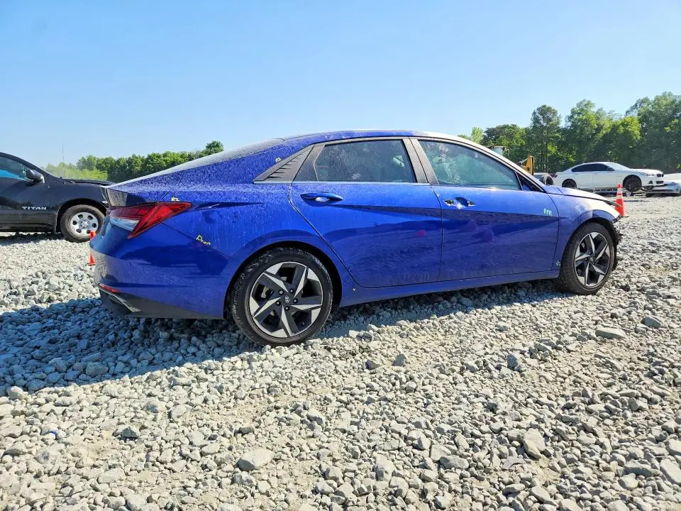 2021 HYUNDAI ELANTRA SEL  