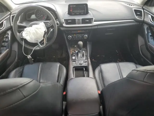 2018 MAZDA 3 TOURING  
