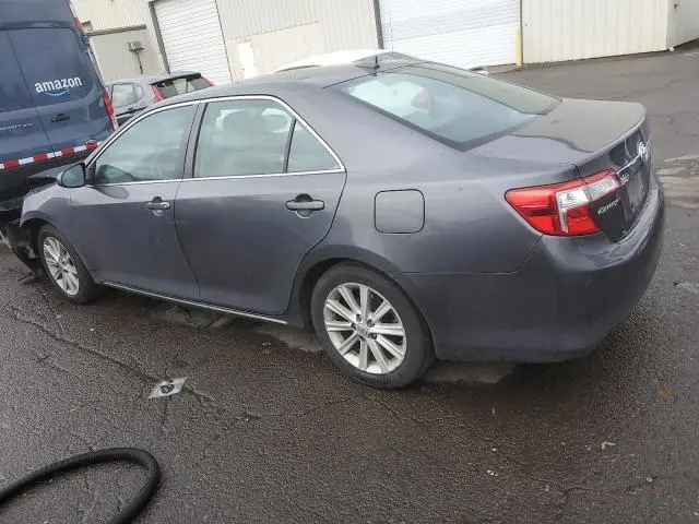 2013 TOYOTA CAMRY SE  