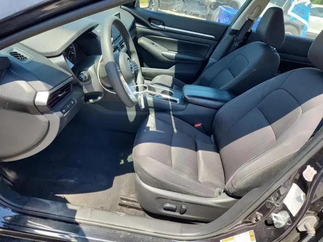 2022 NISSAN ALTIMA SV  