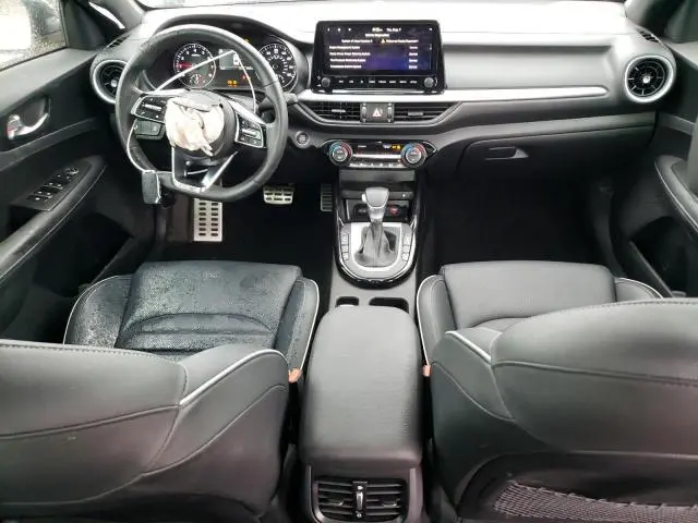 2024 KIA FORTE GT LINE  