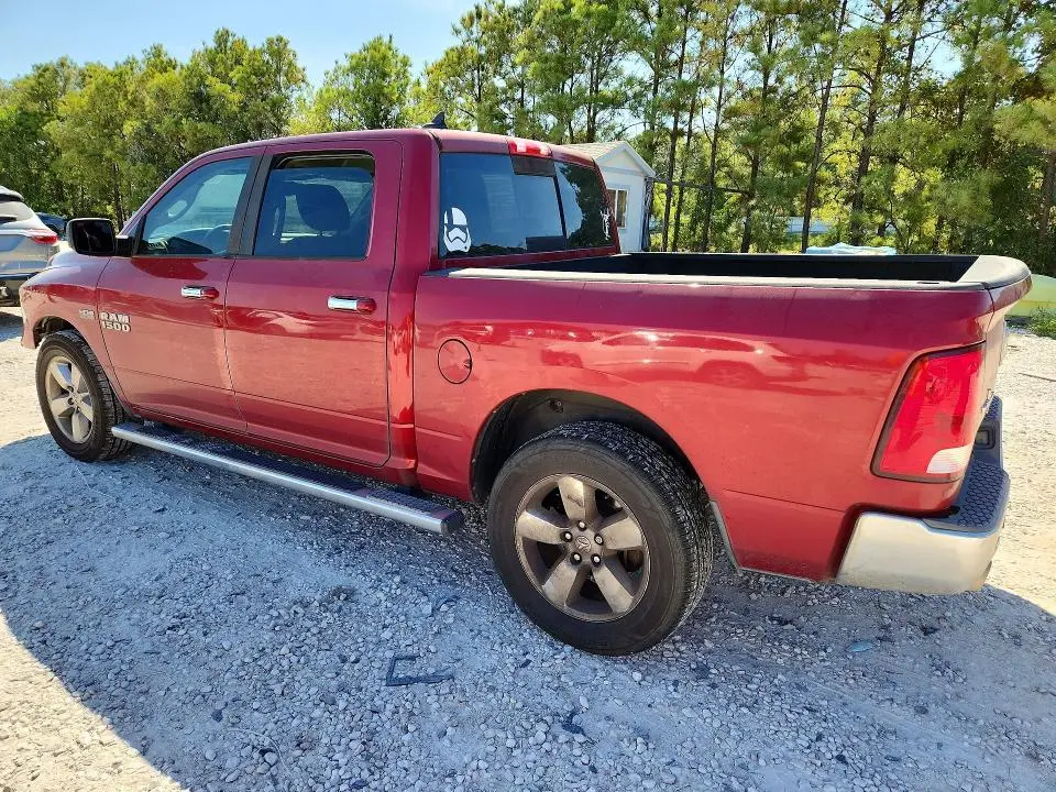 2015 RAM 1500 SLT  