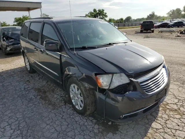 2013 CHRYSLER TOWN & COUNTRY TOURING  