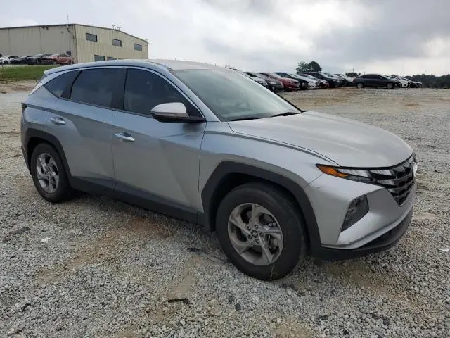 2022 HYUNDAI TUCSON SE  