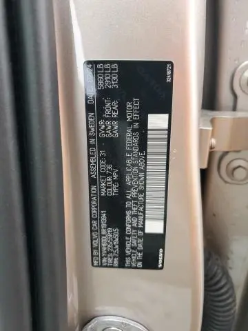 2024 VOLVO XC60 PLUS  