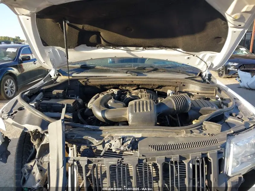 2013 JEEP GRAND CHEROKEE LAREDO