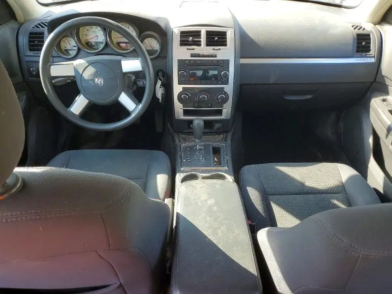 2010 DODGE CHARGER SXT  
