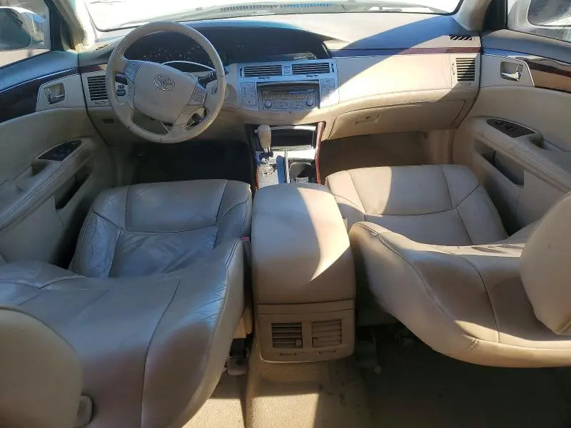 2010 TOYOTA AVALON XLS  