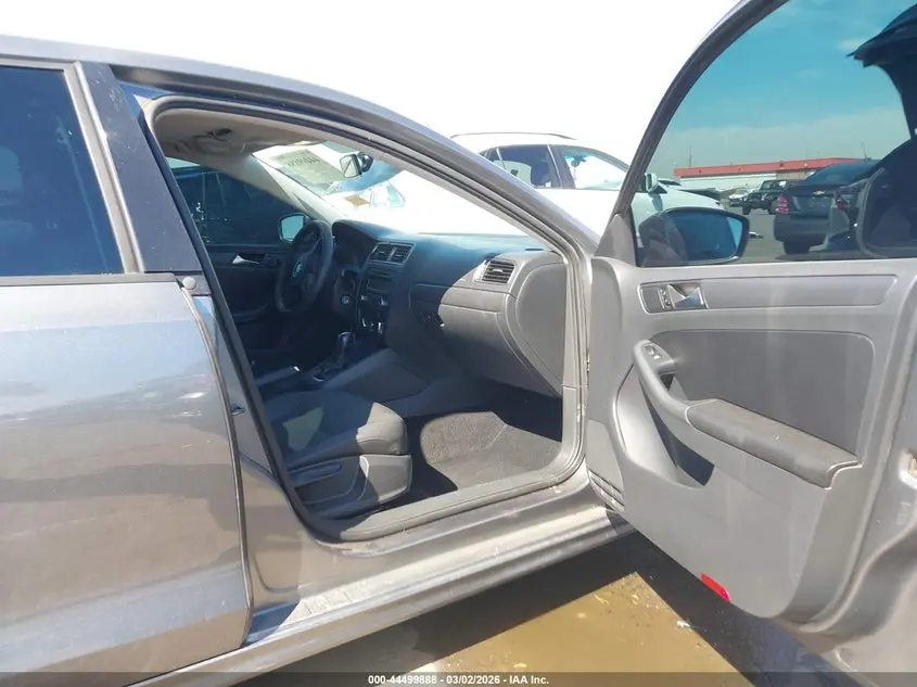 2011 VOLKSWAGEN JETTA 2.5L SE