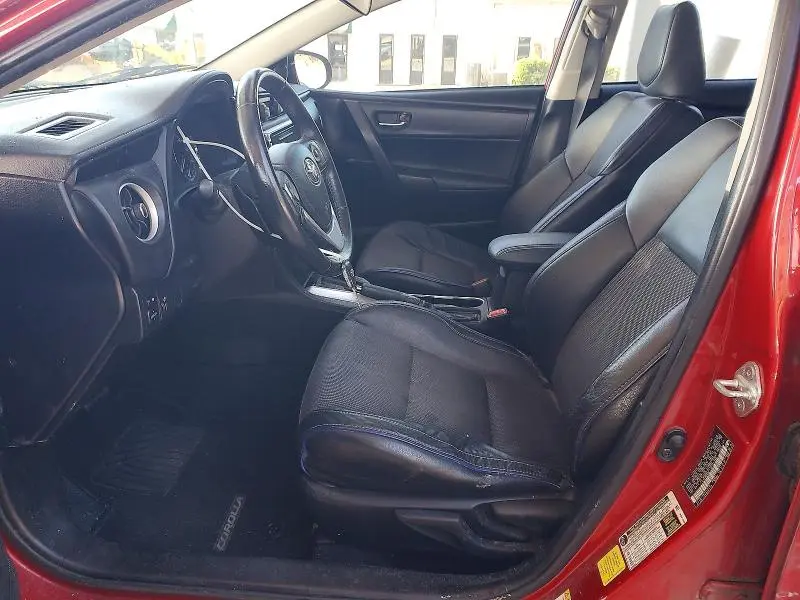 2018 TOYOTA COROLLA SE  