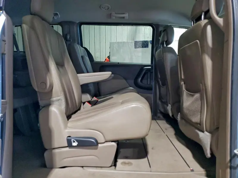 2013 CHRYSLER TOWN & COUNTRY TOURING L  