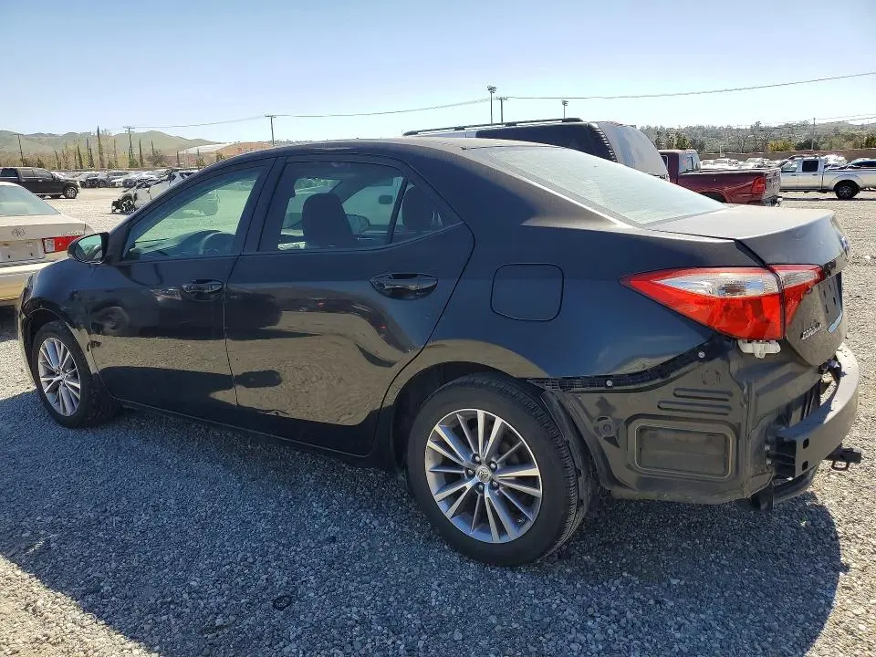 2015 TOYOTA COROLLA LE PLUS  