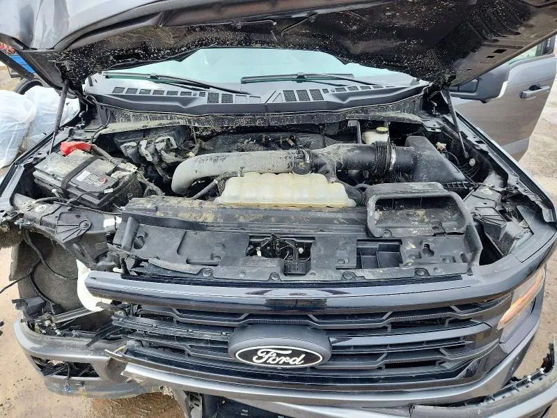 2024 FORD F150 XLT  