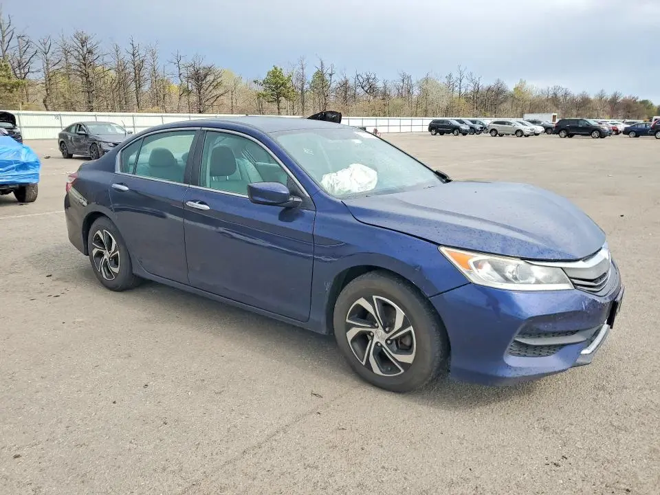 2017 HONDA ACCORD LX  