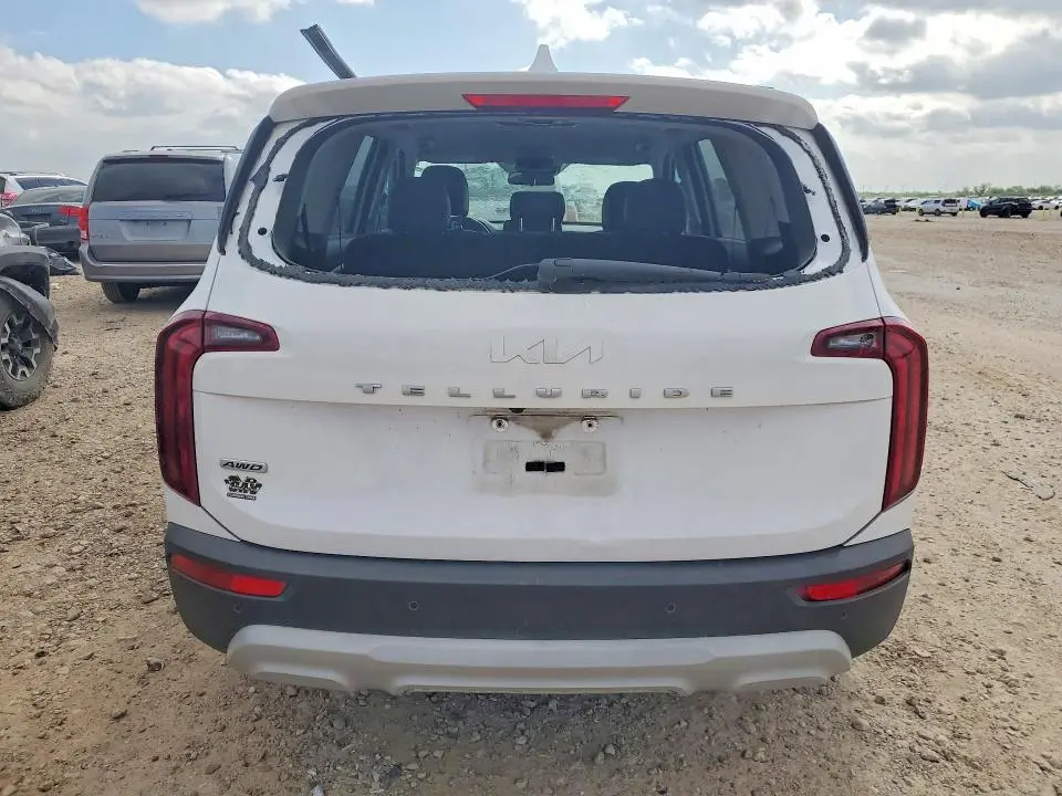 2022 KIA TELLURIDE LX  