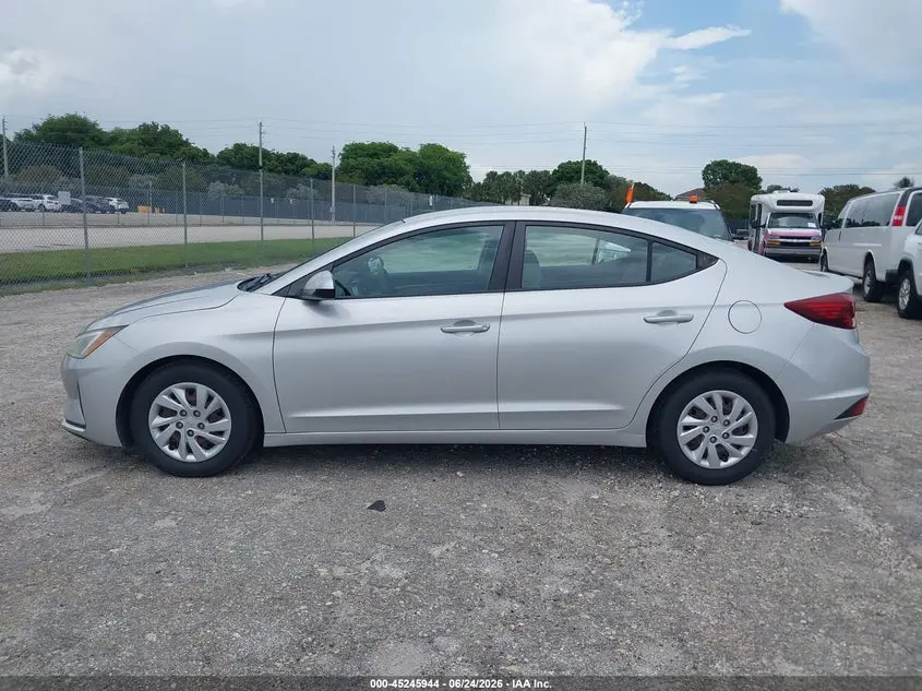 2019 HYUNDAI ELANTRA SE