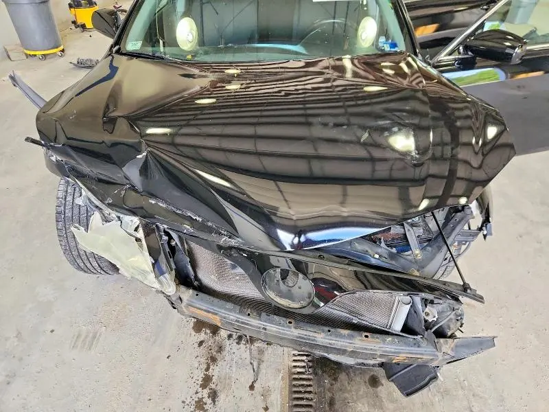 2011 TOYOTA CAMRY SE  