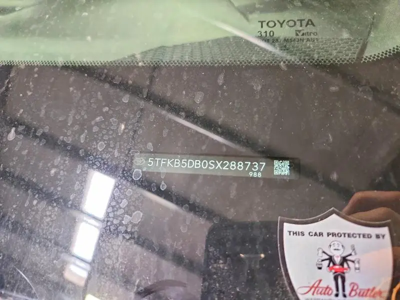 2025 TOYOTA TUNDRA SR  