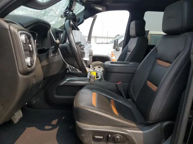 2021 GMC SIERRA K2500 AT4  