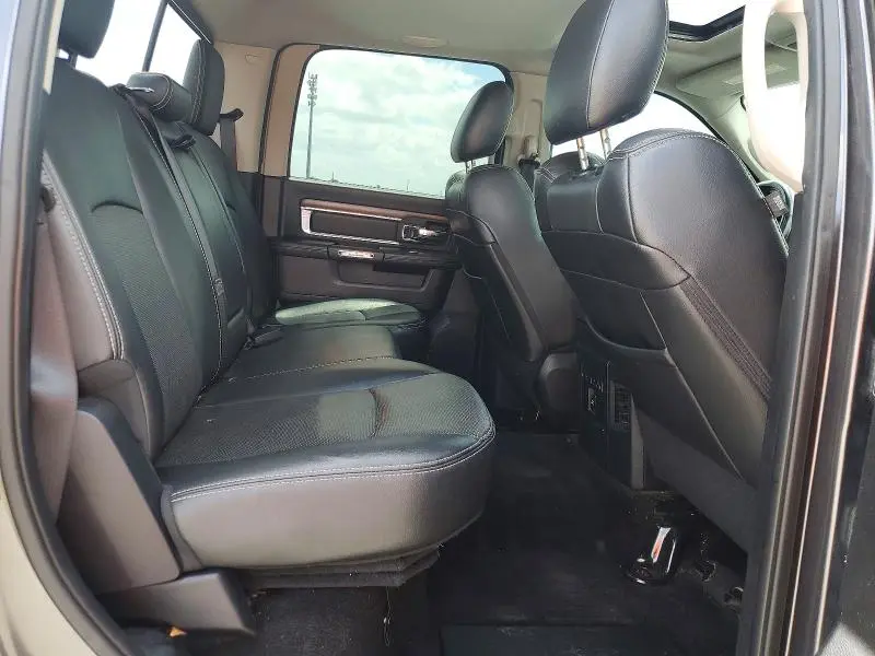 2016 RAM 1500 LARAMIE  