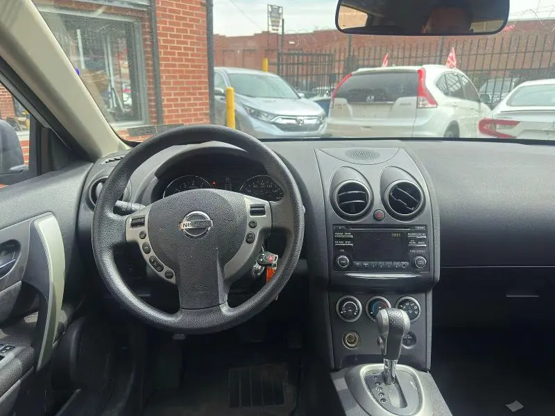 2013 NISSAN ROGUE S  