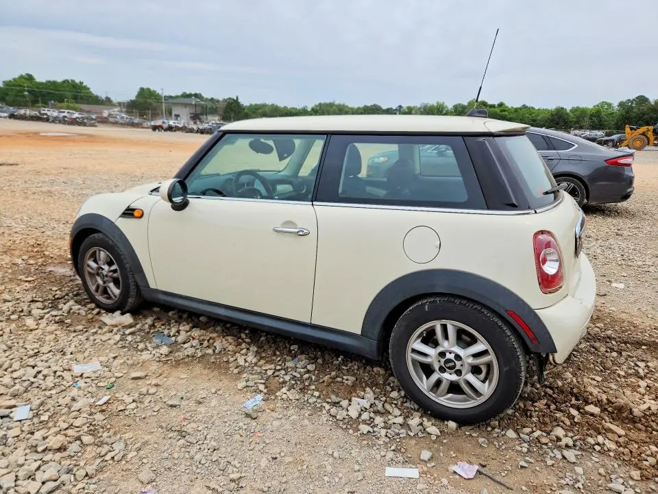 2013 MINI COOPER   