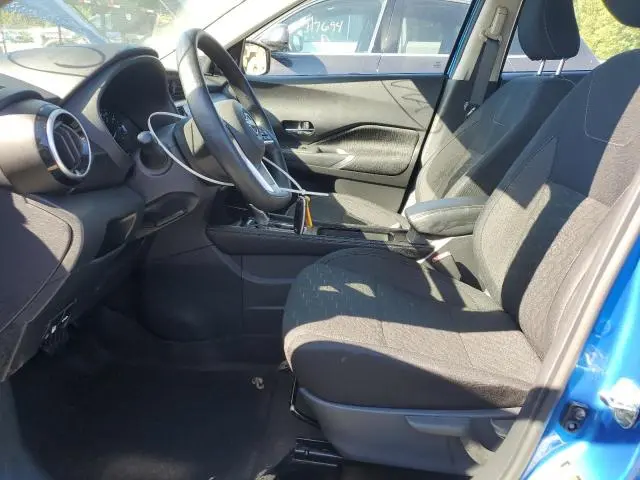 2024 NISSAN KICKS SV  