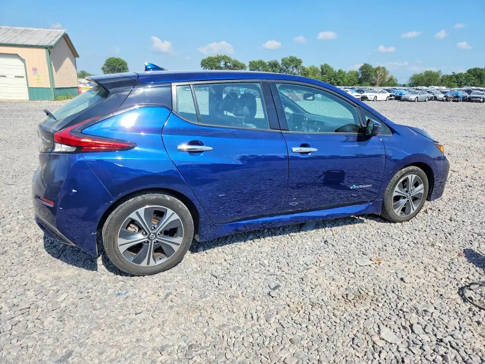 2018 NISSAN LEAF SL  