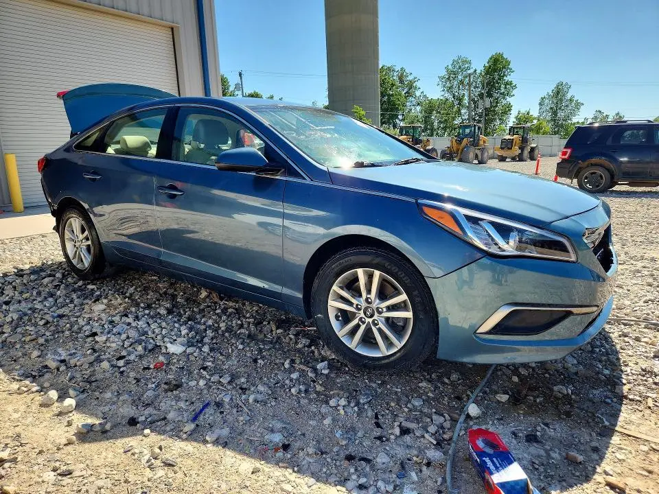 2017 HYUNDAI SONATA SE  