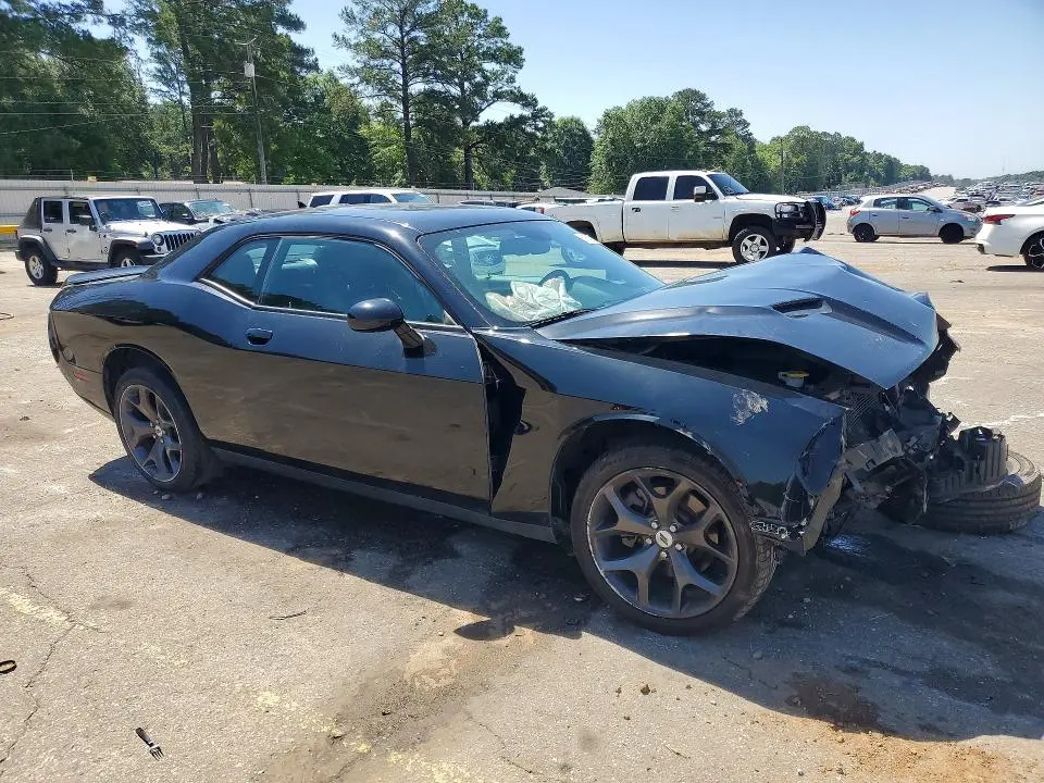 2019 DODGE CHALLENGER SXT  