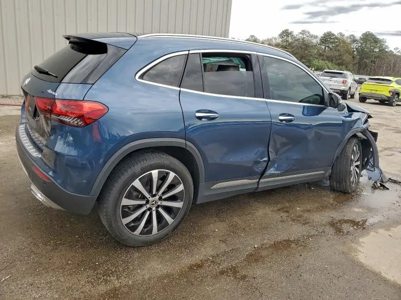 2021 MERCEDES-BENZ GLA 250 4MATIC  