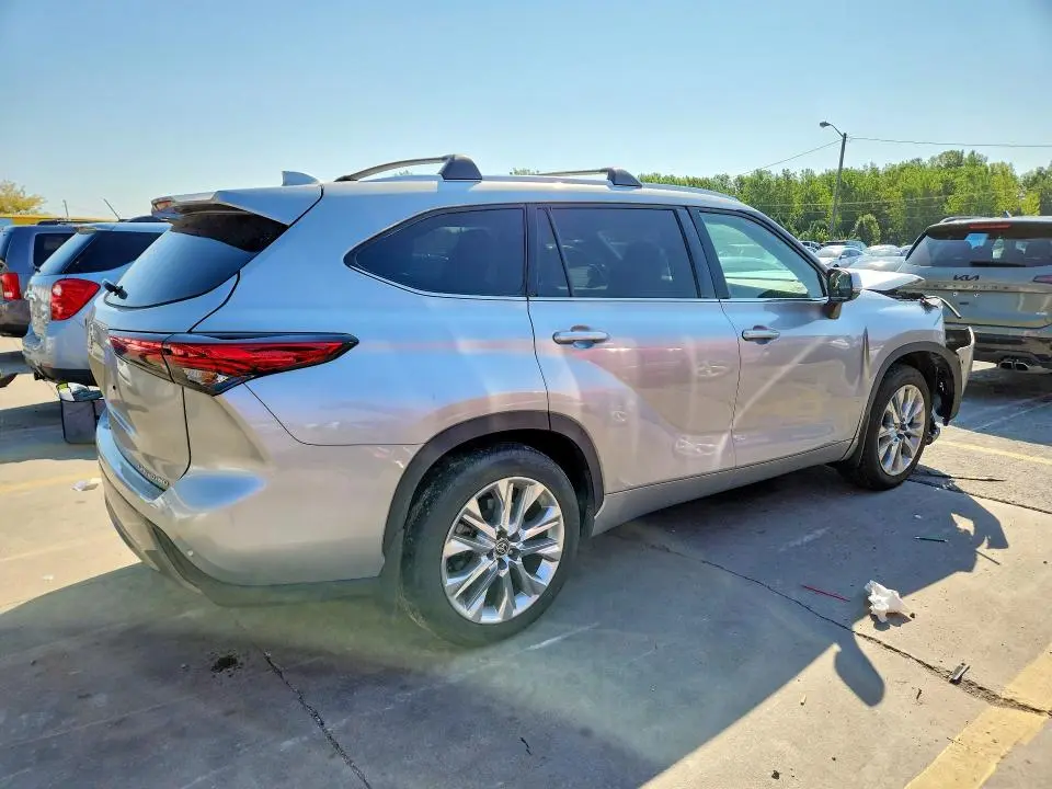 2023 TOYOTA HIGHLANDER LIMITED  