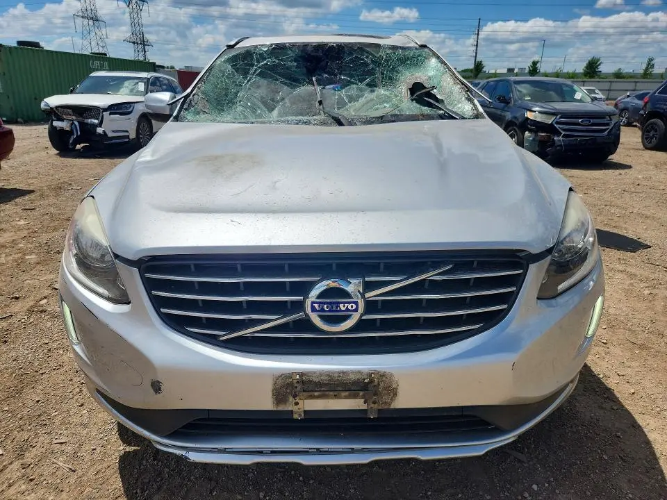 2014 VOLVO XC60 T6  