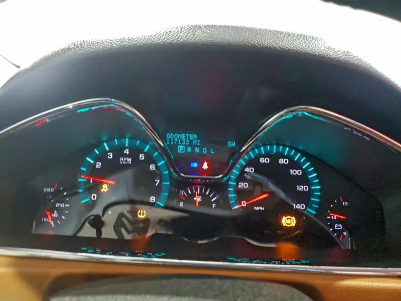 2014 CHEVROLET TRAVERSE LT  