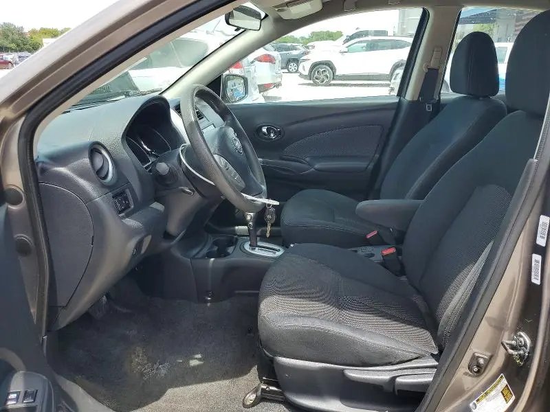 2016 NISSAN VERSA 1.6 SV  