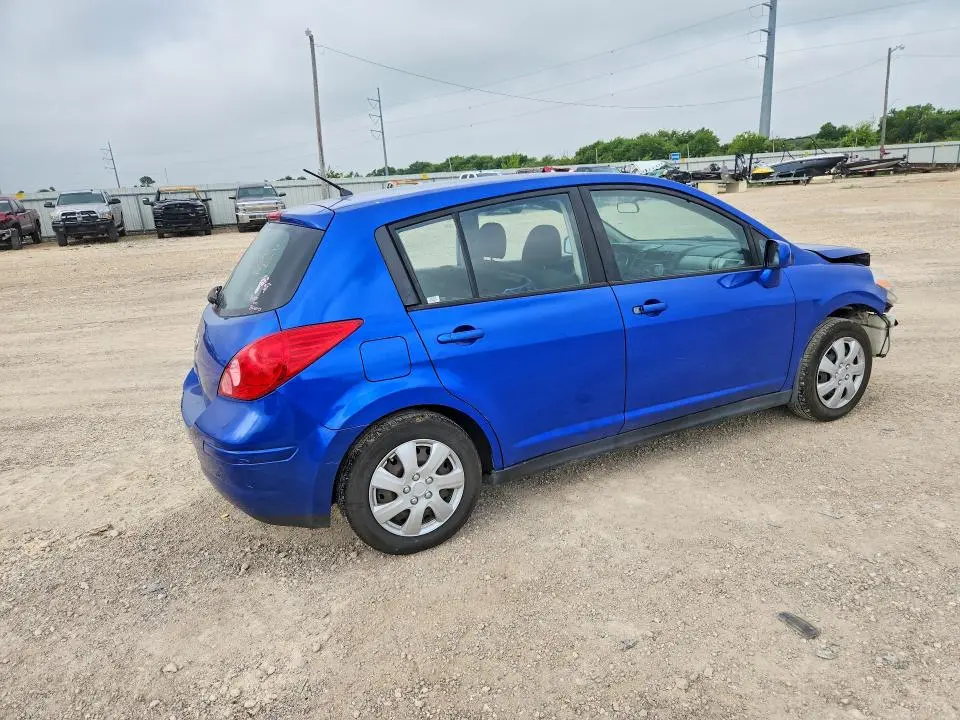 2012 NISSAN VERSA 1.8 S  