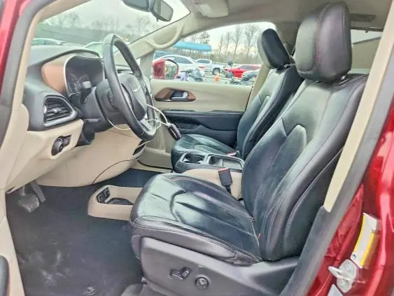 2017 CHRYSLER PACIFICA TOURING L  