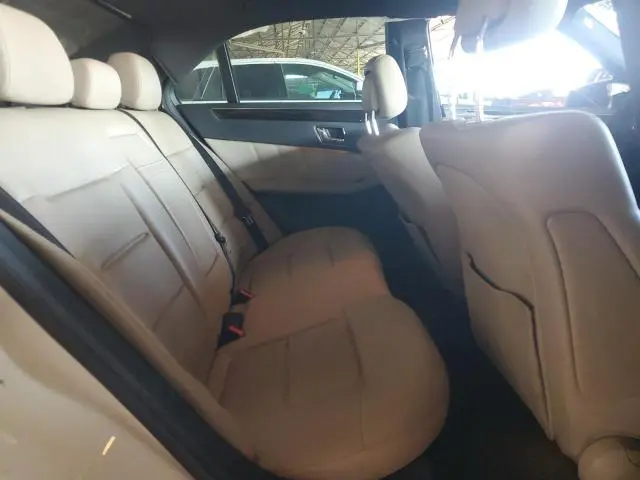 2010 MERCEDES-BENZ E 350  