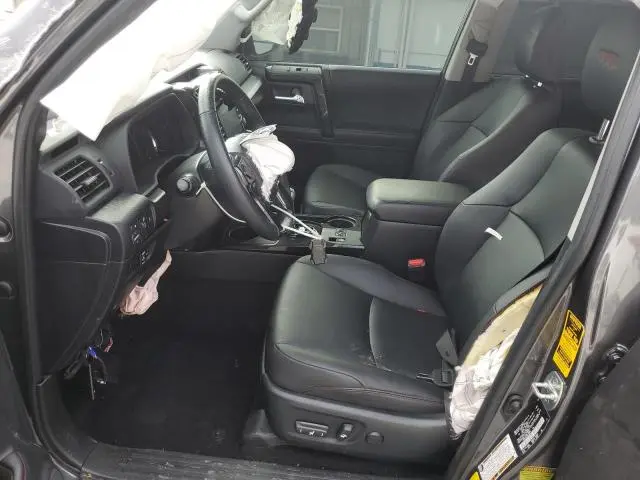 2023 TOYOTA 4RUNNER SE  