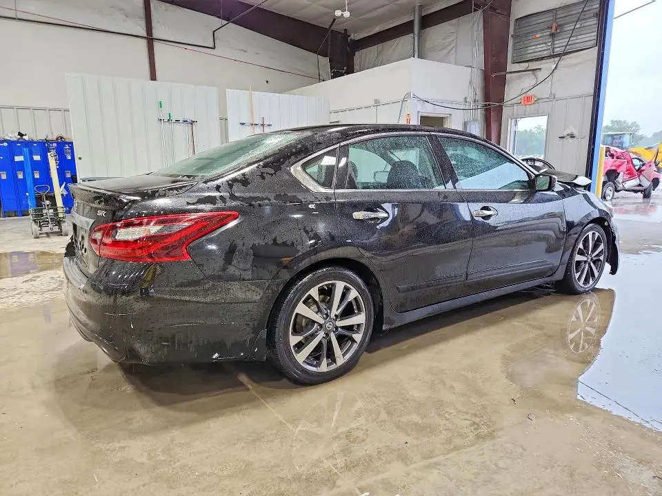 2017 NISSAN ALTIMA 2.5 SR  