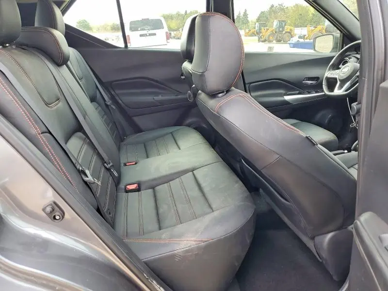 2019 NISSAN KICKS SR  