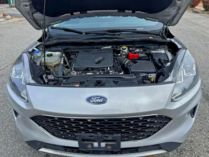 2020 FORD ESCAPE SE  