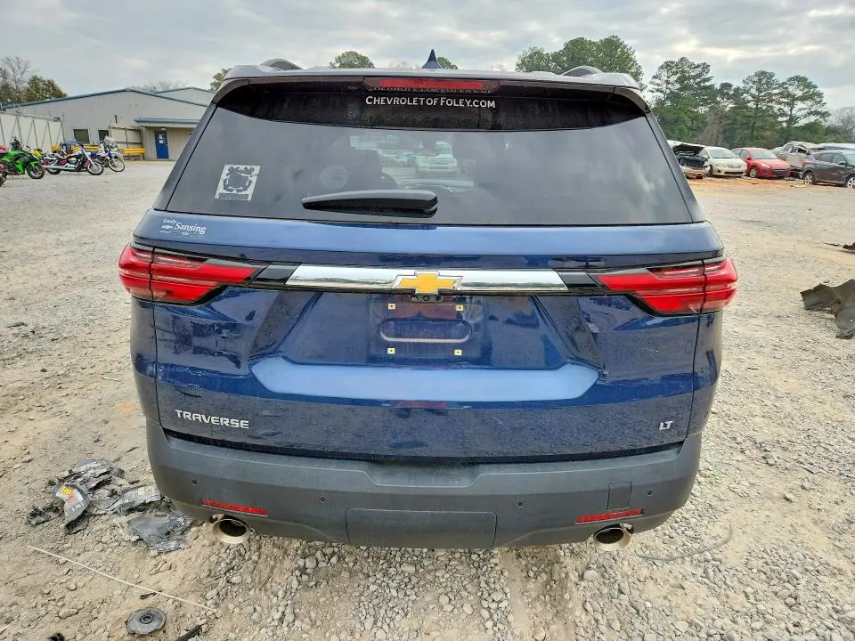 2022 CHEVROLET TRAVERSE LT  