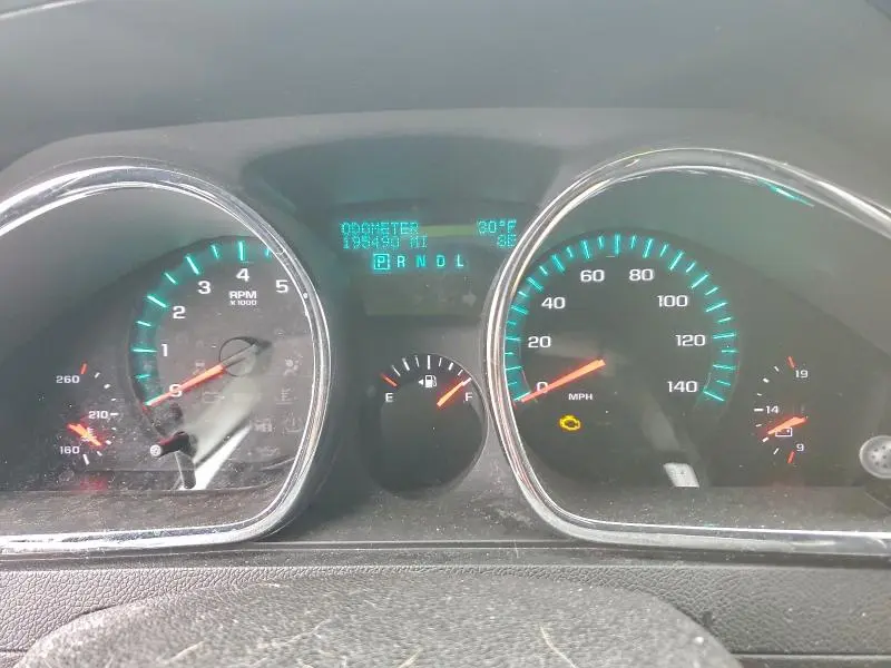 2011 CHEVROLET TRAVERSE LT  