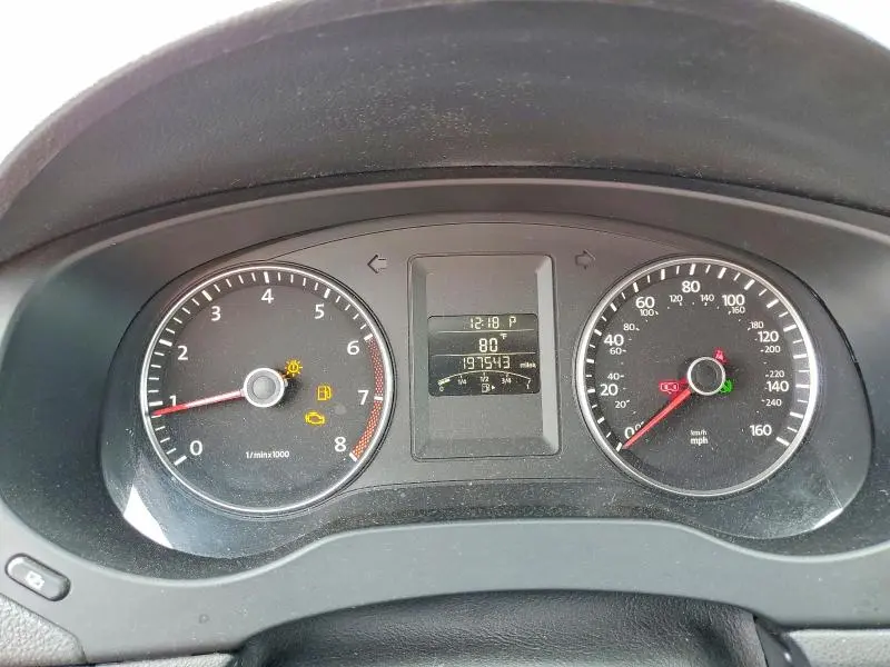 2012 VOLKSWAGEN JETTA SE  