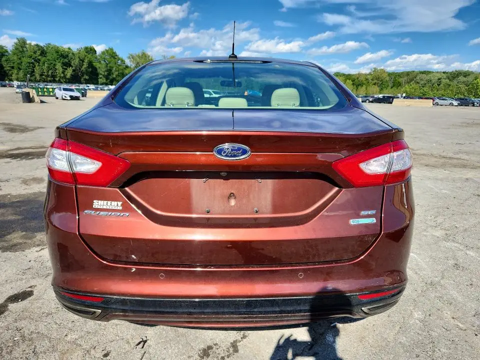 2016 FORD FUSION SE  