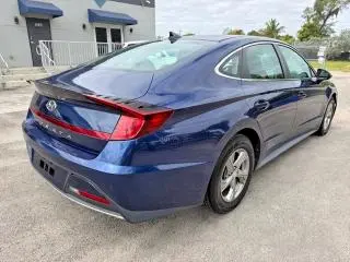 2021 HYUNDAI SONATA SE  